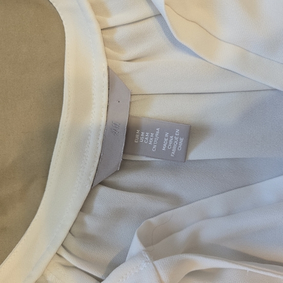 H&M Women's Medium White Tie Neck Blouse - Picture 3 of 6